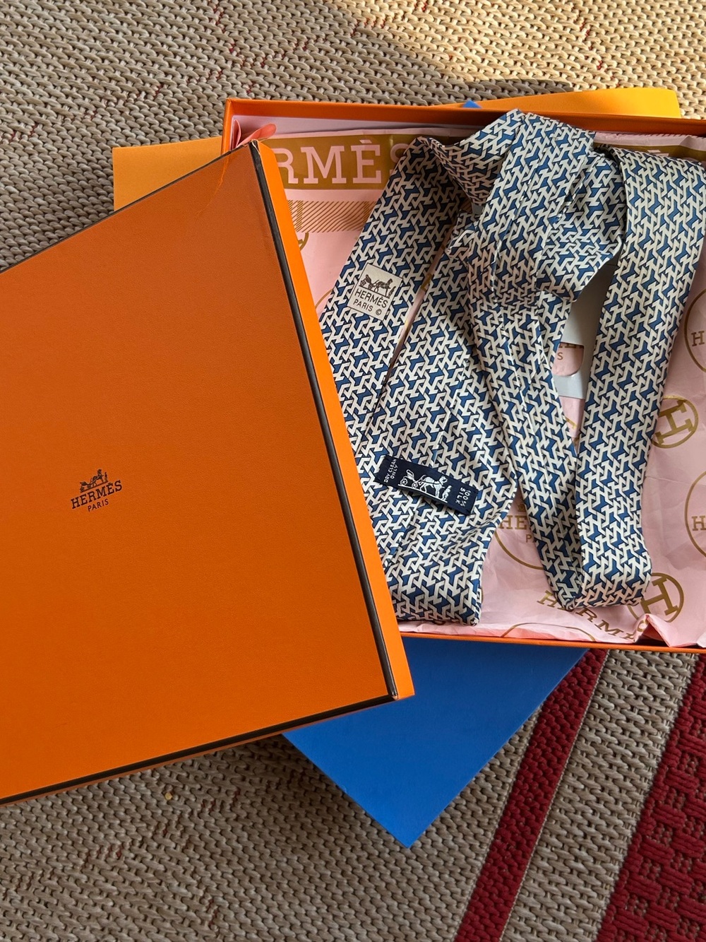 HERMES EUC 100% Silk Men’s Luxury Neck Tie - Unisex - Picture 5 of 7